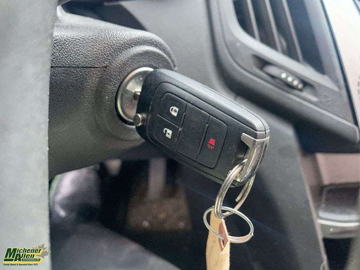 2017-chevrolet-equinox-image-15