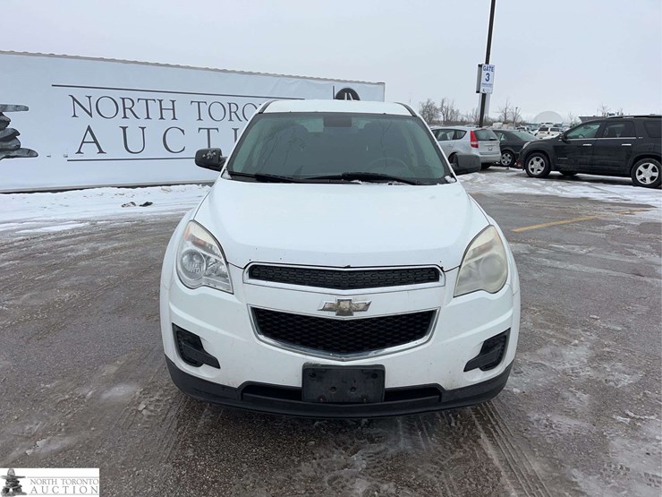 2015-chevrolet-equinox-ls-image-5