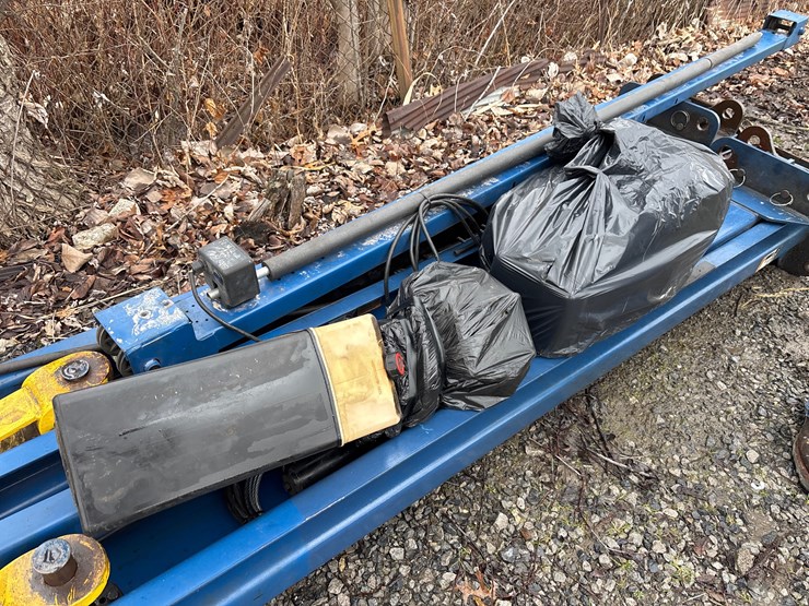 #3004-•-d1g.-rotary-two-post-9k-lbs-lift-image-2