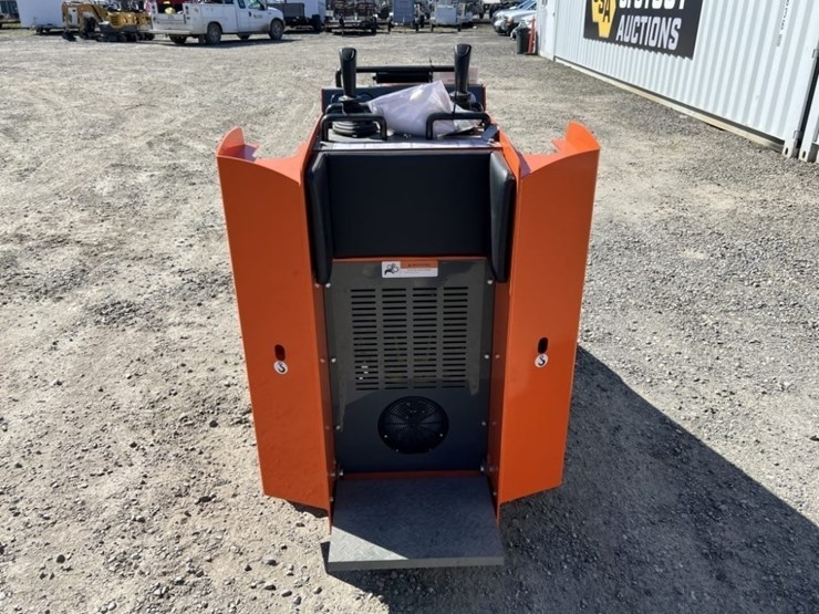 2025-hurricane-hrc700-mini-compact-track-loader-image-5