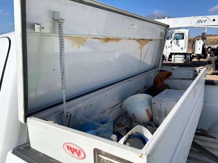 2016-chevrolet-silverado-1500-image-21