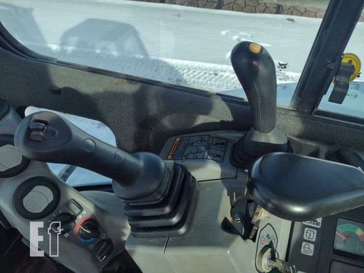 2012-bobcat-e45-image-8