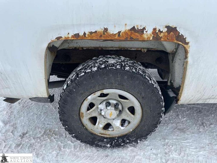 2015-chevrolet-k1500-image-9