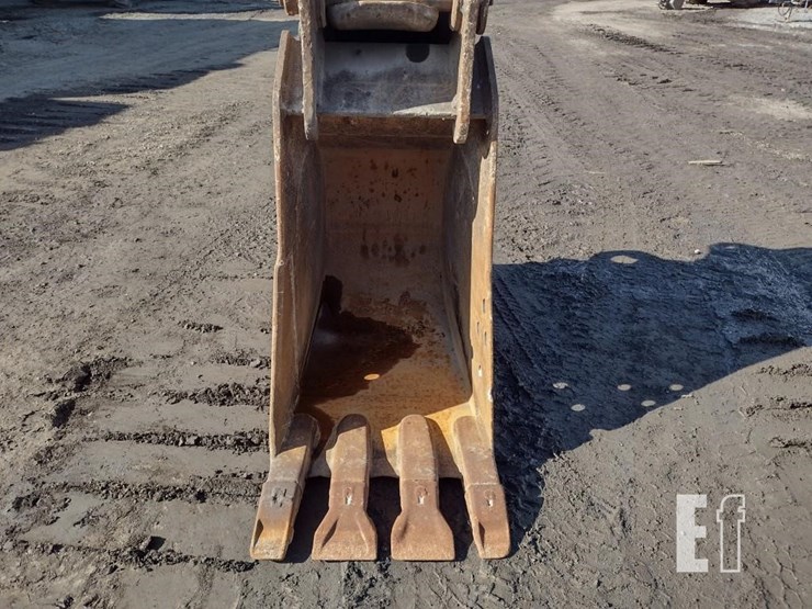 2012-hitachi-zx160-lc-3-image-14