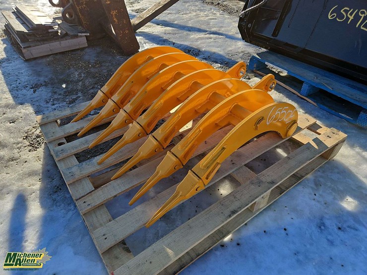 caterpillar-305-image-4