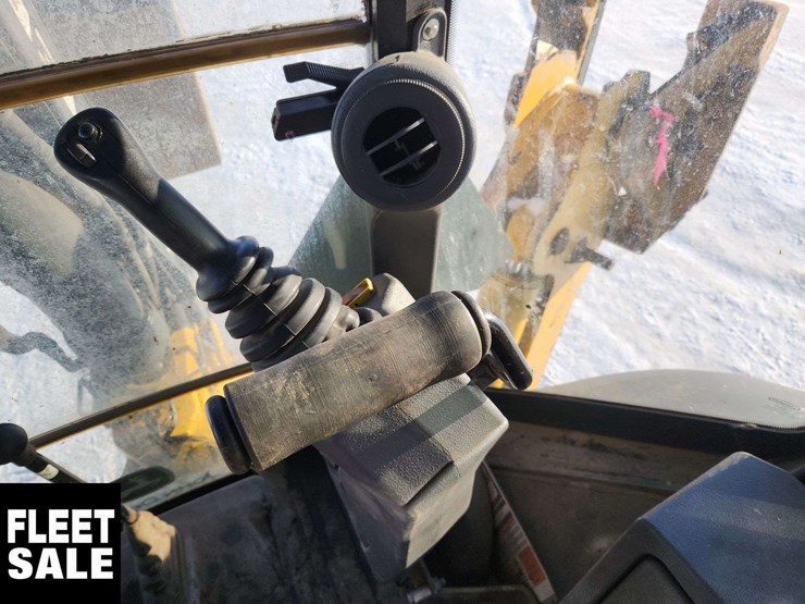 2019-deere-410l-image-20