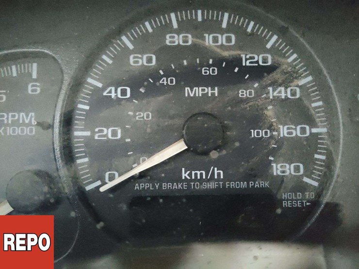 non-operable-2002-chevrolet-avalanche-image-19