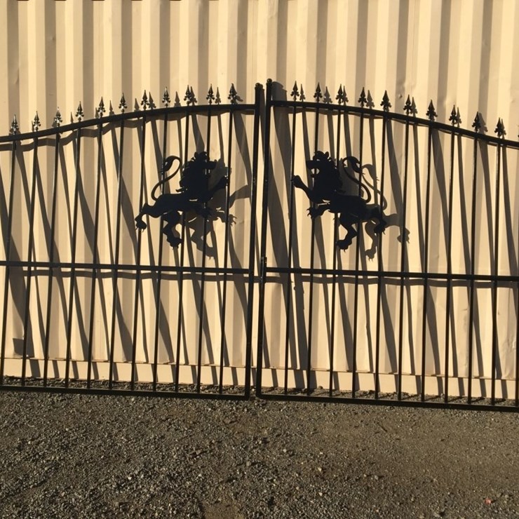 Unused 2025 SD Lanch 14ft Bi-Parting Iron Gate