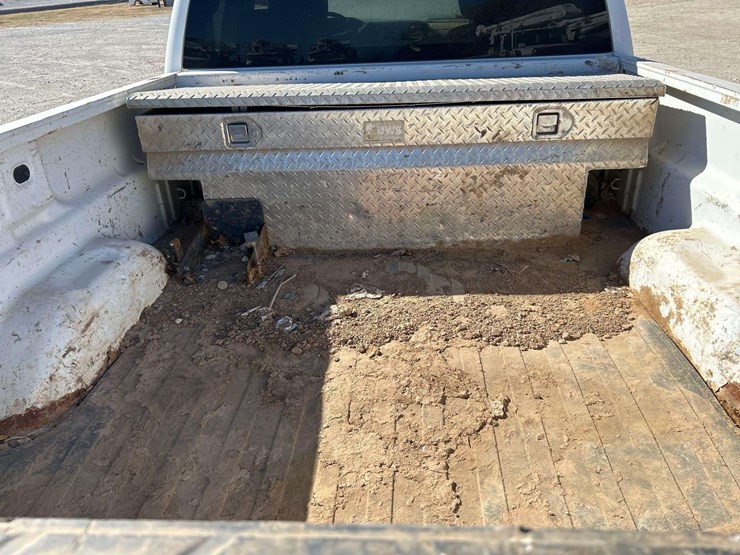 2013-chevrolet-silverado-1500-image-22