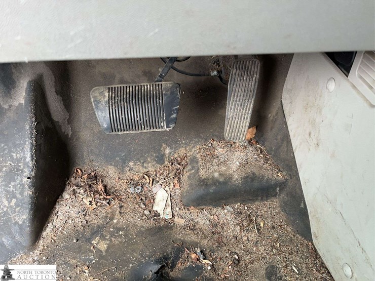 2015-ram-tradesman-image-18