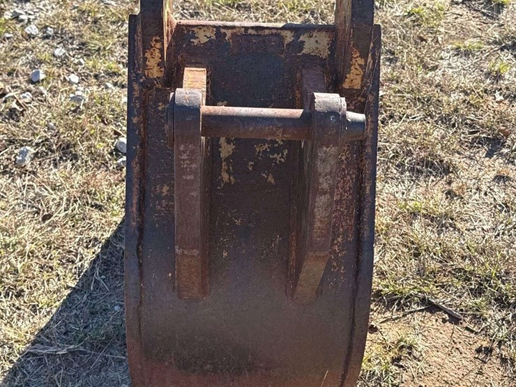 14in-digging-tooth-bucket-excavator-attachment-image-3