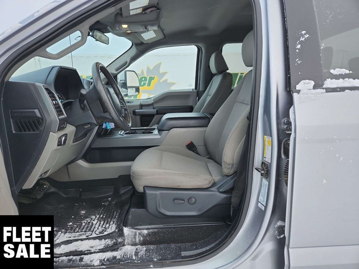 2022-ford-f250-image-14