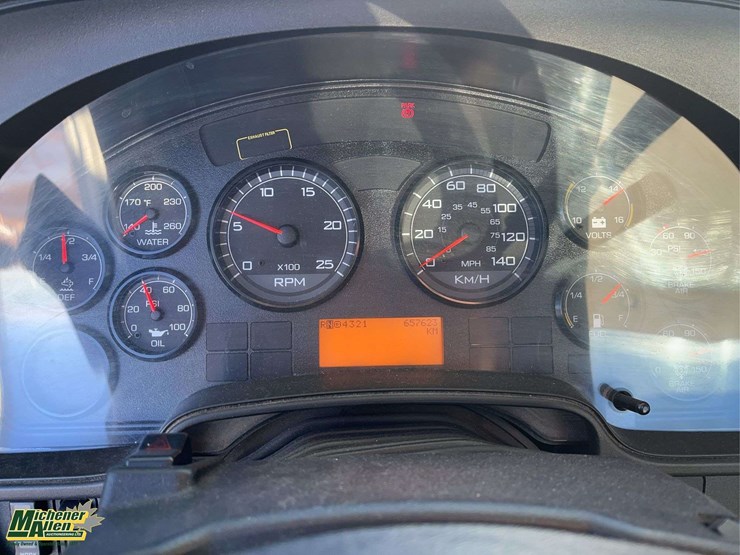 2017-international-prostar-image-16