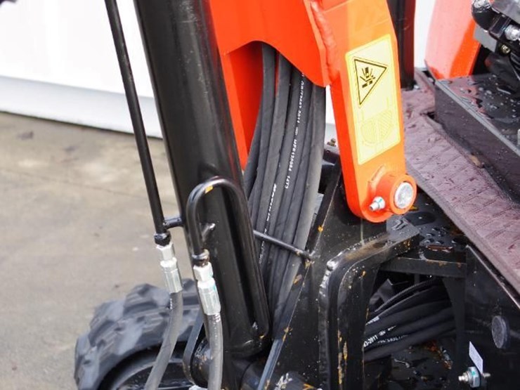 2025-cfg-industrial-1.3-ton-nt20-cz mini-excavator,-zonsen 23hp-gasoline-engine,-swing-boom,-unused-image-8