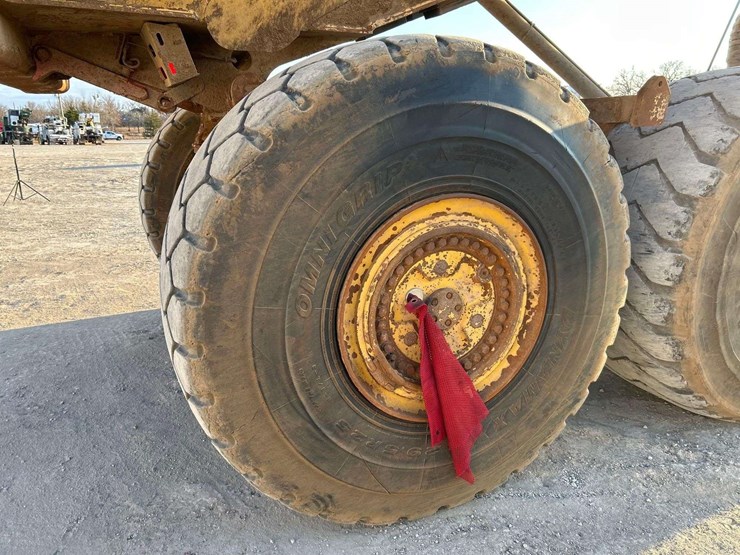 2019-deere-460e-image-35