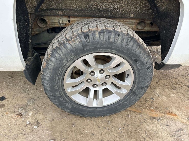 2016-chevrolet-silverado-1500-image-24