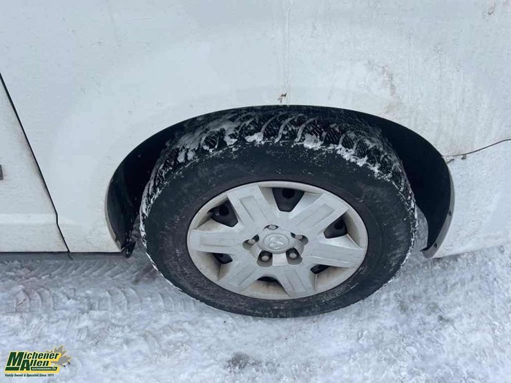 2012-dodge-ram-van-image-39