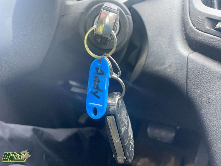 2015-chevrolet-equinox-image-15