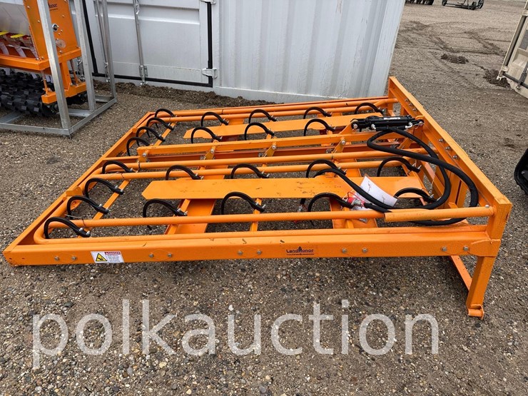 2780---skid-steer-hay-accumulator-grapple-image-1