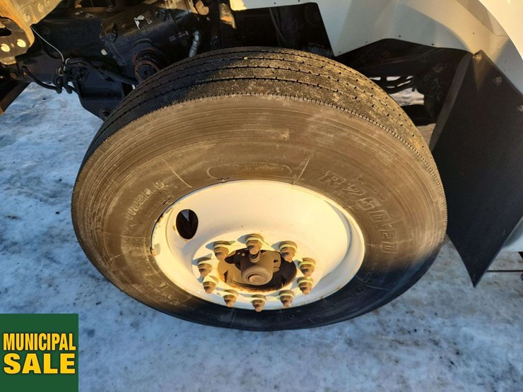 2011-international-workstar-7400-image-9