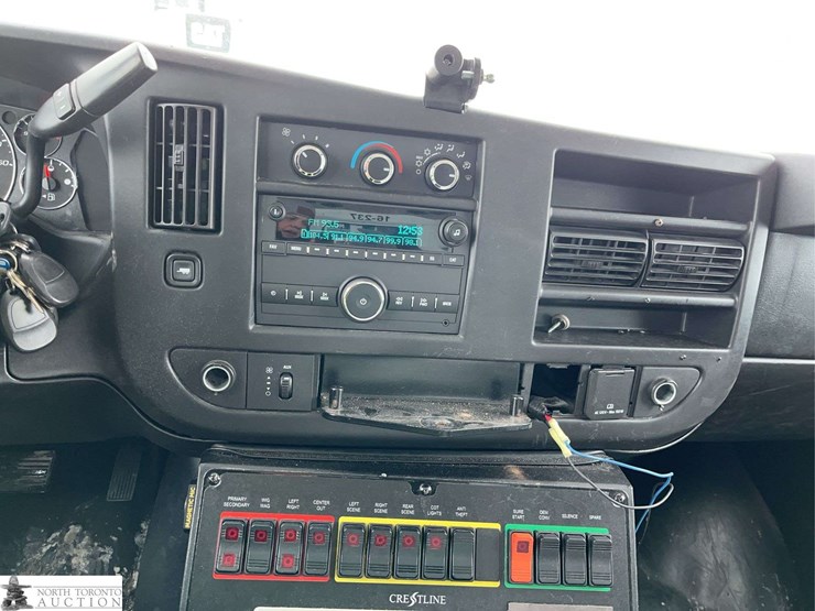 2016-chevrolet-express-g3500-image-15