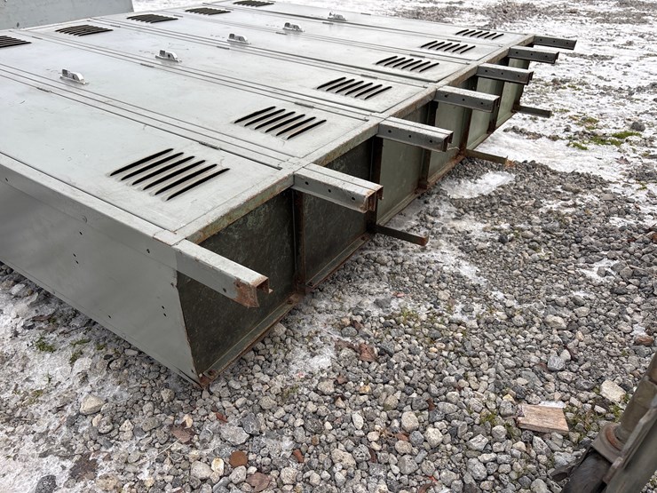 #6533-•-e1.-lockers-image-7