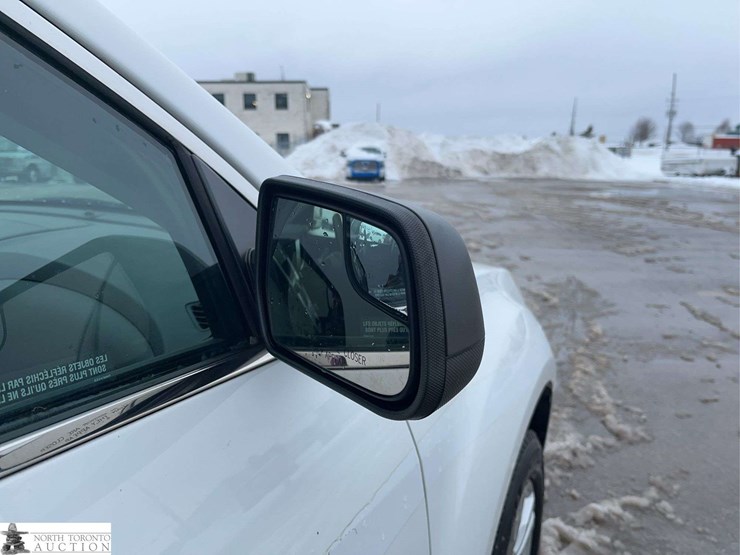 2014-chevrolet-equinox-image-16