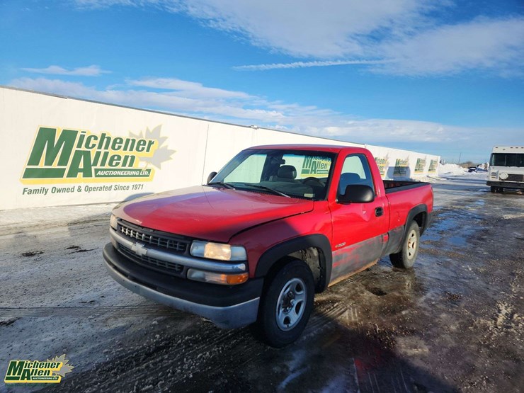 1999-chevrolet-silverado-1500-image-1