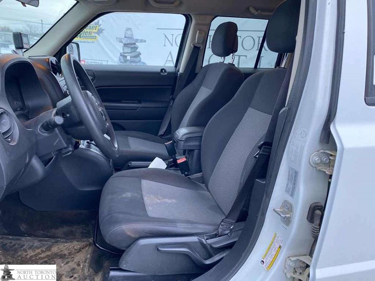 2015-jeep-patriot-image-16