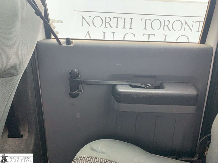 2013-ford-f250-image-43