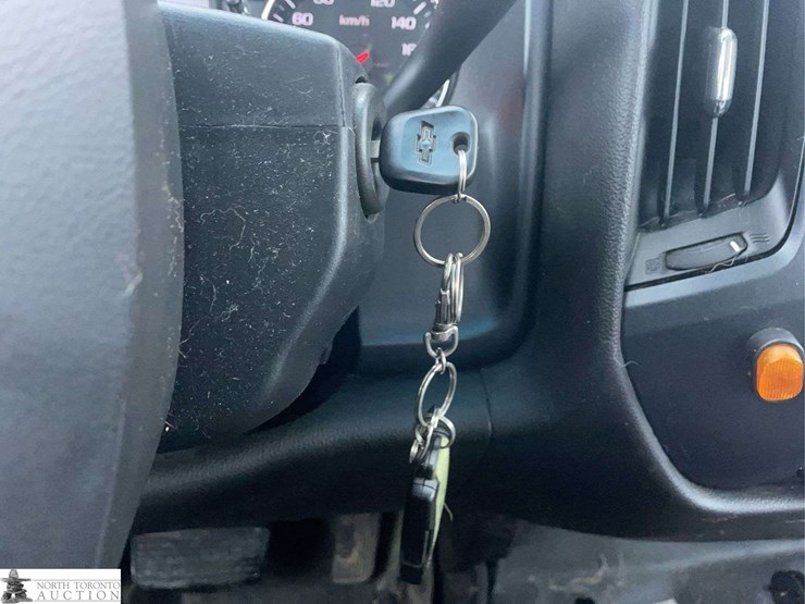 2016-chevrolet-silverado-1500-image-14