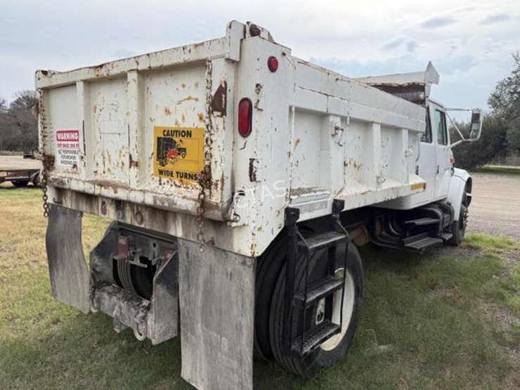 2000-international-4700-image-8