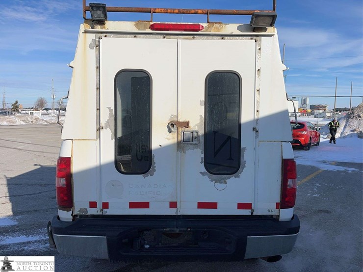 2008-chevrolet-silverado-2500hd-image-8