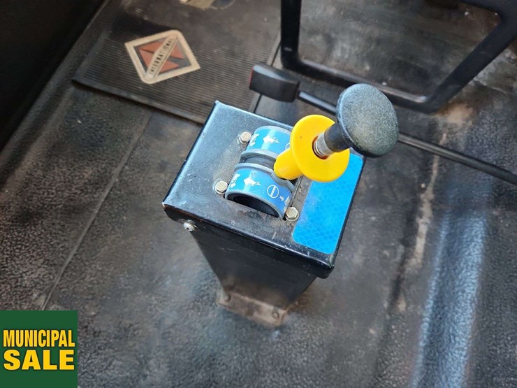 2011-international-workstar-7400-image-23