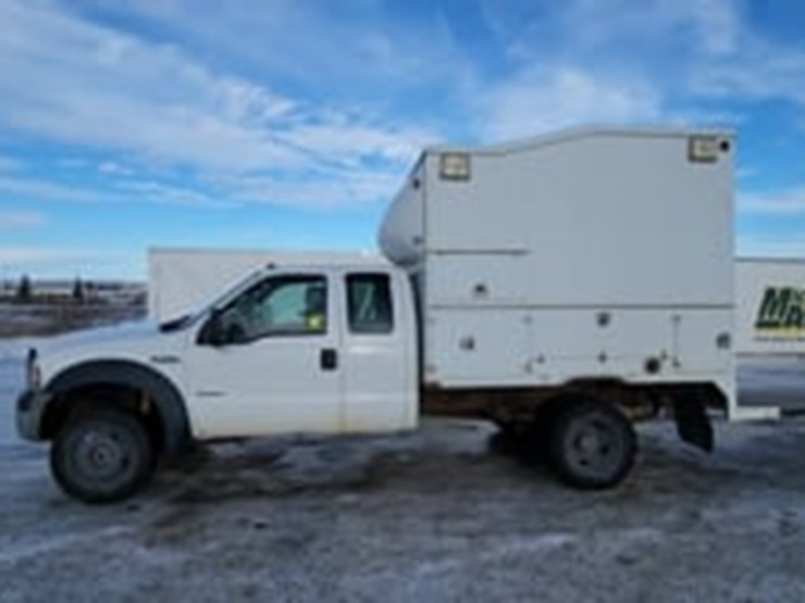 2007-ford-f450-image-5