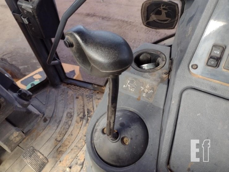 2019-deere-310sl-image-8