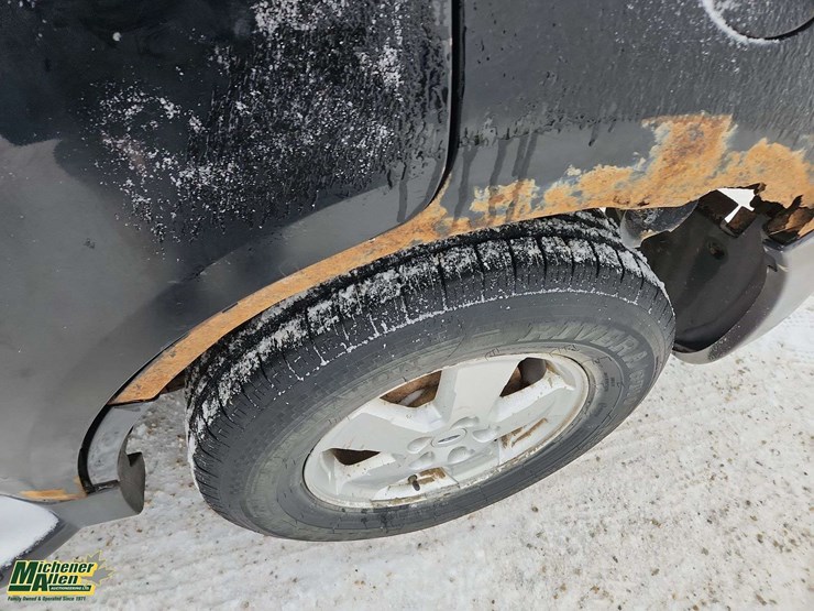 2012-ford-escape-xlt-image-37