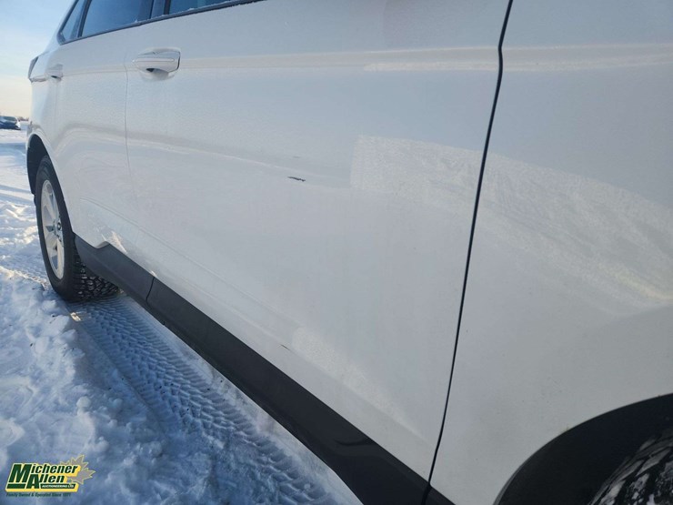 2018-ford-edge-image-32