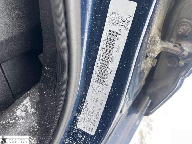 2019-ram-1500-big-horn-image-16