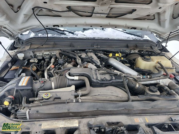 2014-ford-f350-image-30