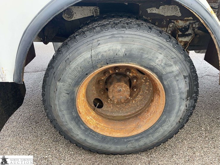 2006-international-durastar-4200-image-28