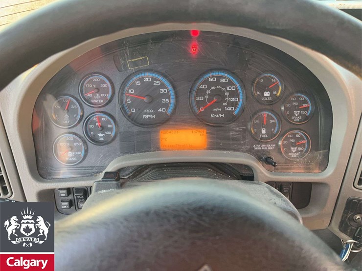 2019-international-workstar-7400-image-15