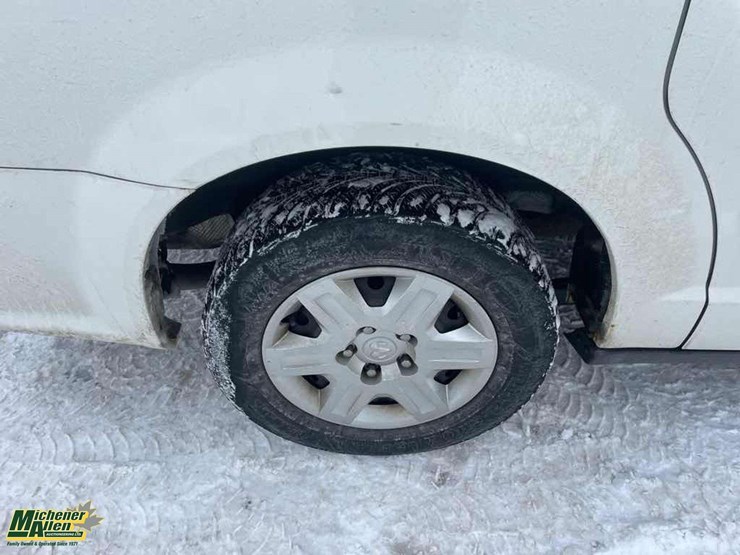 2012-dodge-ram-van-image-32