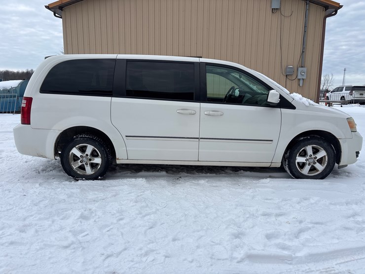 2008-dodge-grand-caravan-image-8