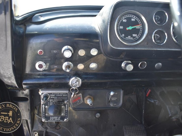 1989-ford-c8000-image-21