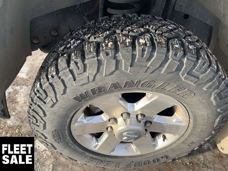 2015-dodge-3500-image-10