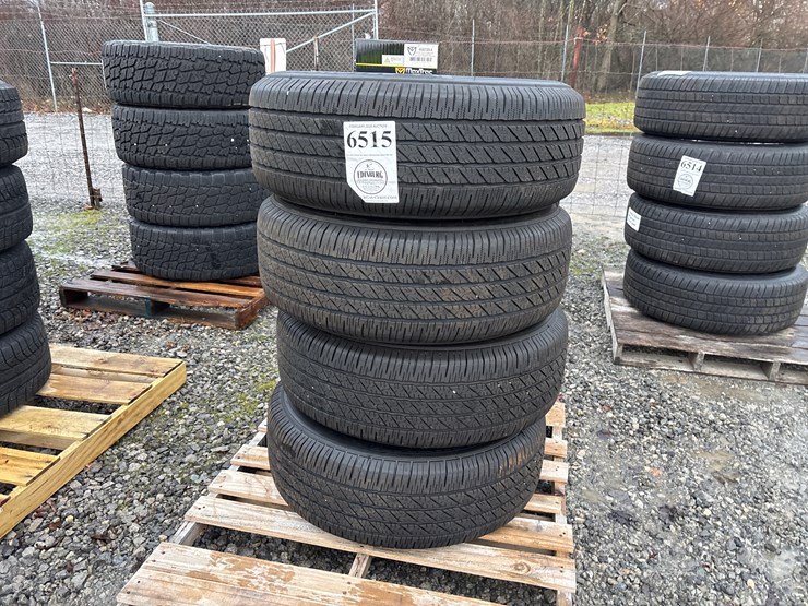 #6515-•-e1.-(4)-michellin-p275/65r18-tires-on-rims-image-1