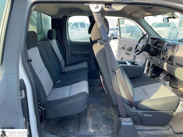 2008-chevrolet-silverado-2500hd-image-27