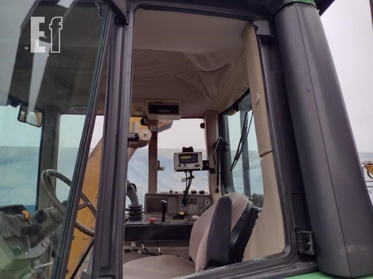 2010-john-deere-7130-image-14