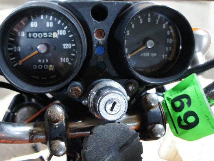 1973-kawasaki-s2-350-triple-motorcycle-image-7